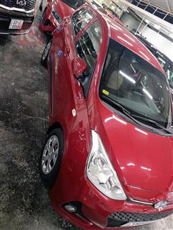 هیوندای i10